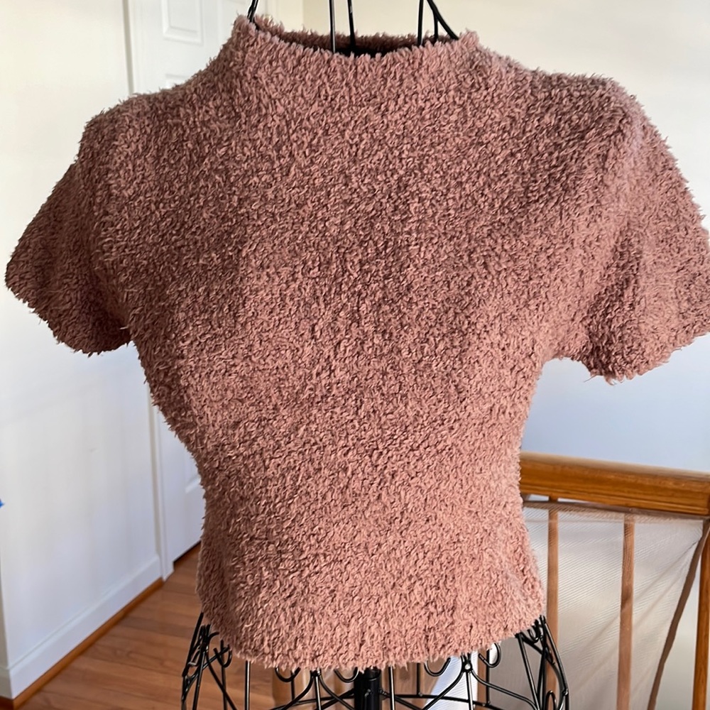 SKIMS cropped short-sleeve shirt